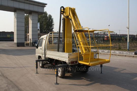 點擊查看詳細信息<br>標題：小型電動高空作業車 閱讀次數：3483