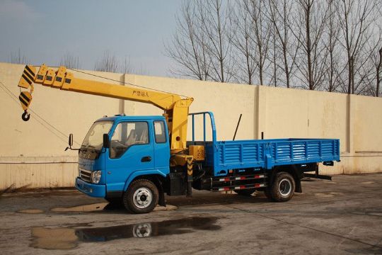 點擊查看詳細(xì)信息<br>標(biāo)題：國四5噸隨車吊 閱讀次數(shù)：3472