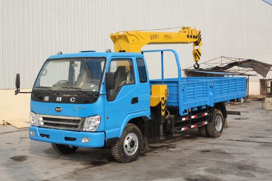 點擊查看詳細(xì)信息<br>標(biāo)題：東風(fēng)隨車吊 閱讀次數(shù)：3238